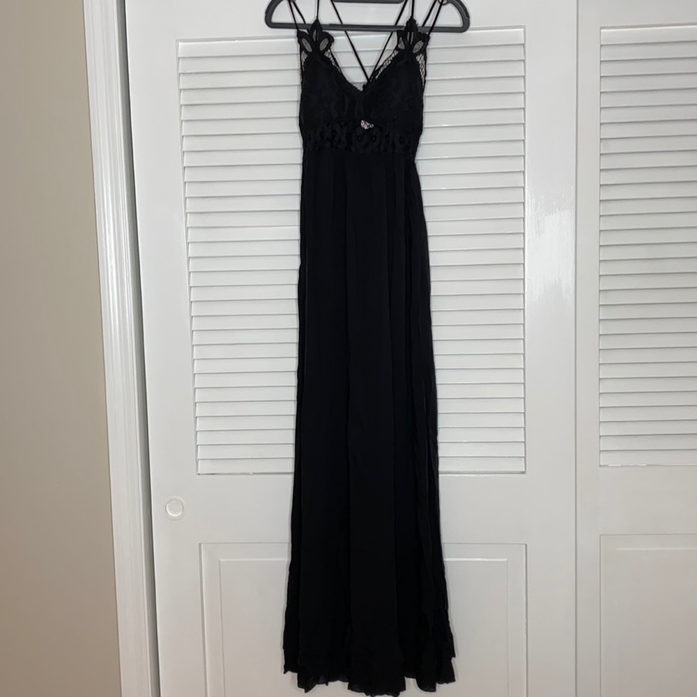 NWT Pink Lilly maxi dress